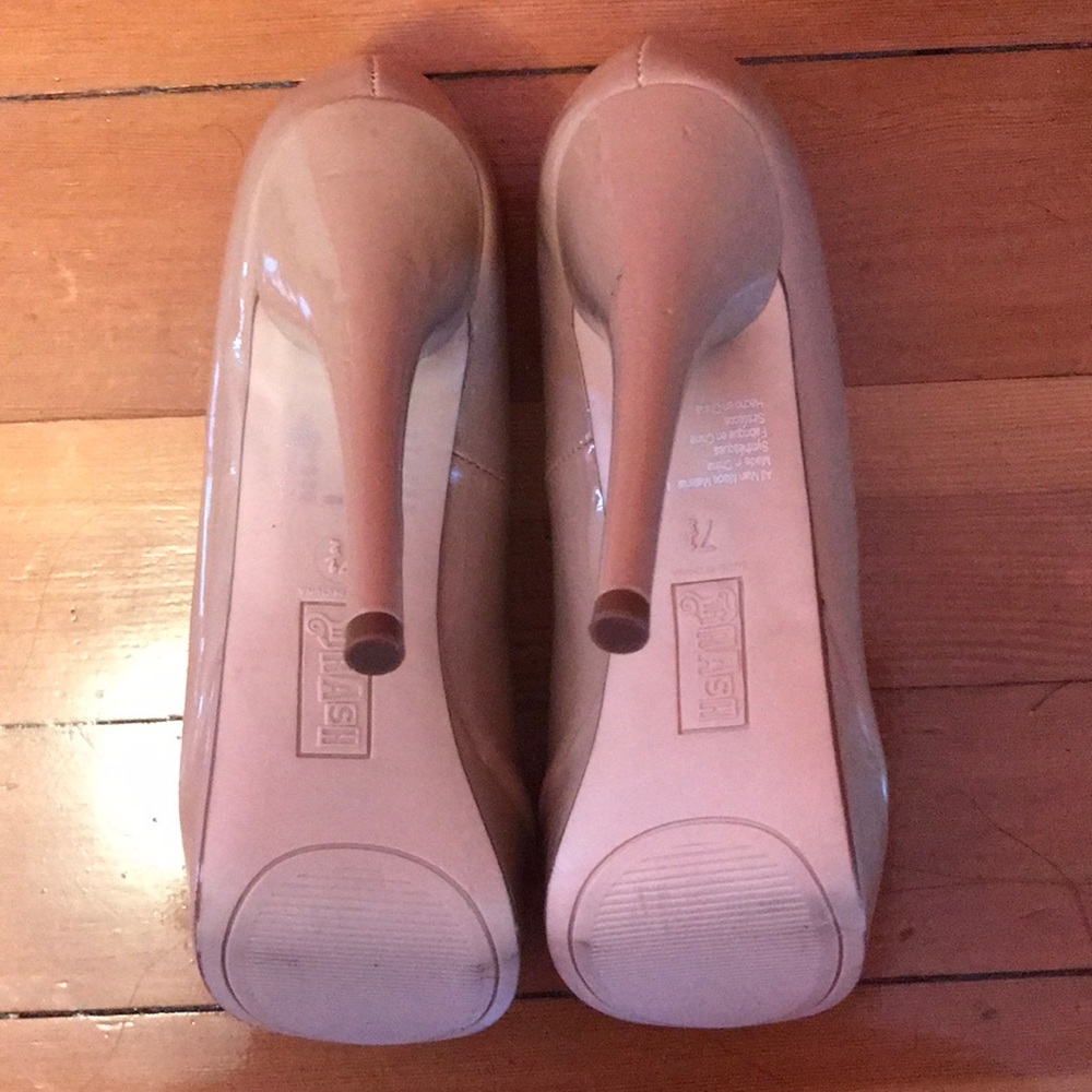 Heels - Picture 6 of 8